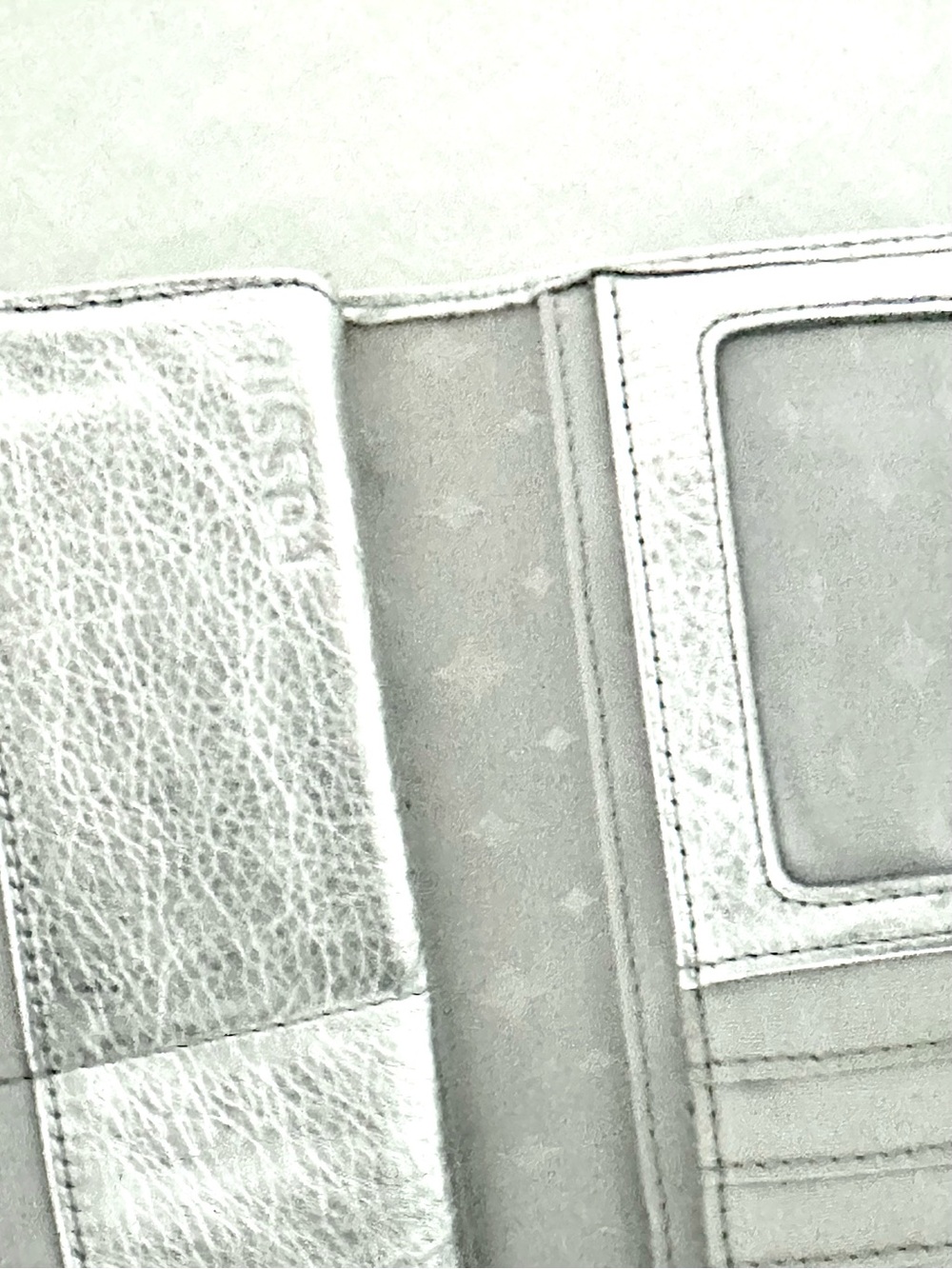 Fossil Maddox Vintage Leather Long Trifold Snap Wallet in Silver - Picture 7 of 10